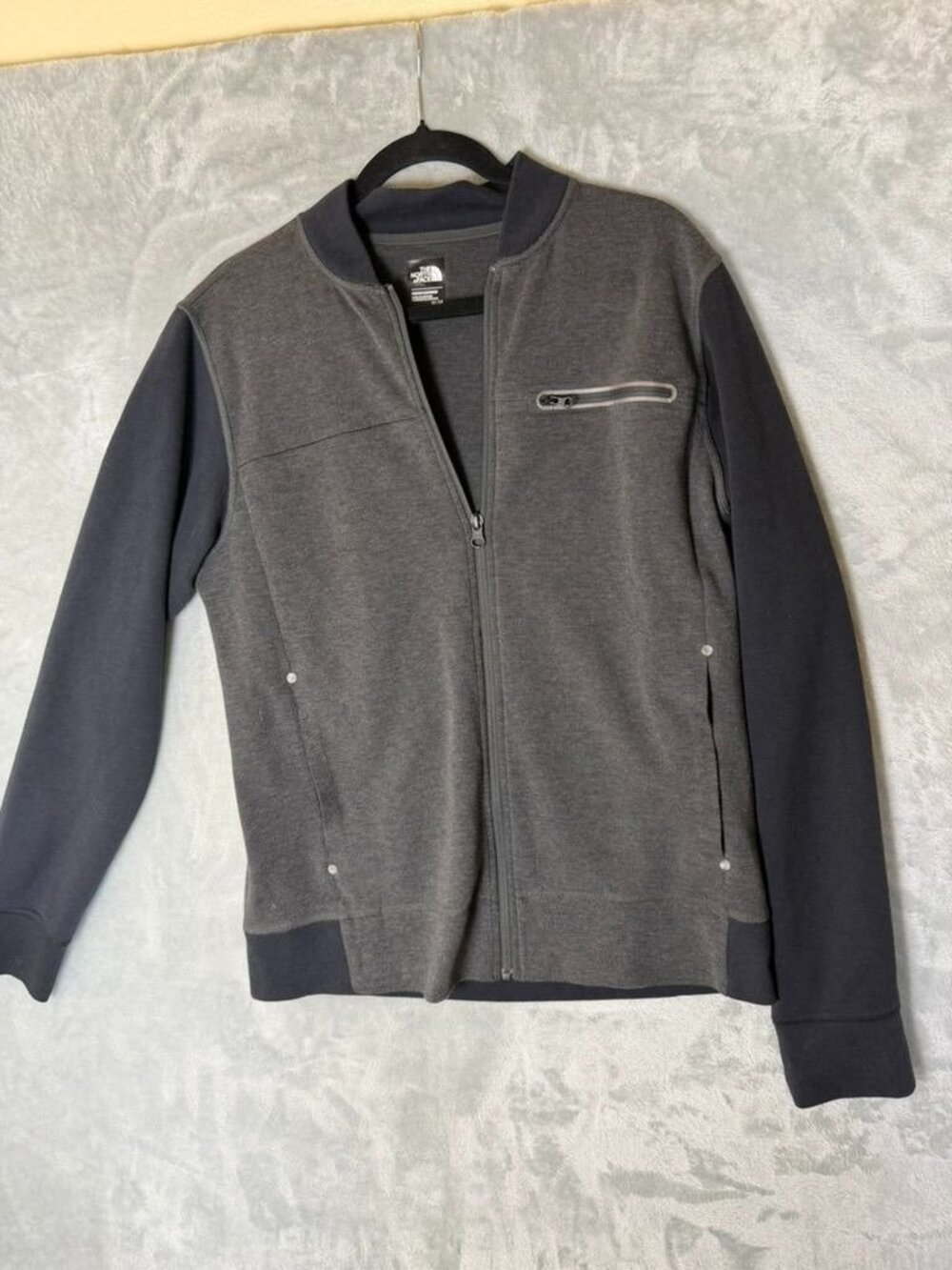 THE NORTH FACE Jacket Mens Medium Gray Black Full Zip Bomber Knit Logo